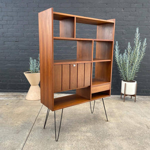 Mid-Century Modern Wall Bookshelf Storage Unit by Hooker Furniture, c.1960’s