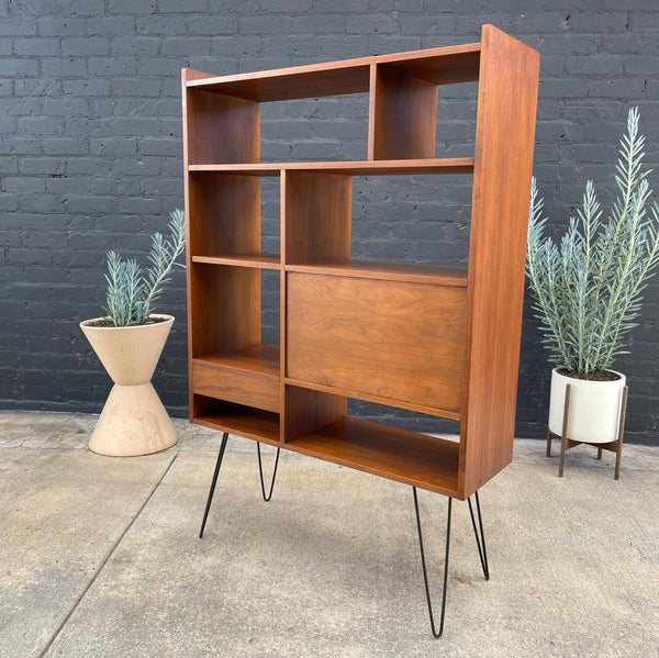 Mid-Century Modern Wall Bookshelf Storage Unit by Hooker Furniture, c.1960’s