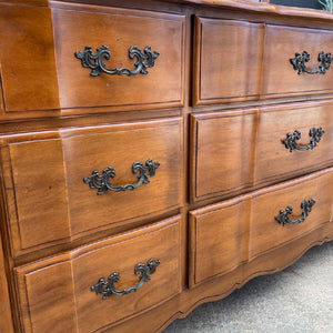 Vintage French Provincial Dresser 9dr, c.1960’s