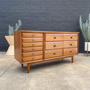 Mid-Century Modern 9-Drawer Dresser, c.1960’s