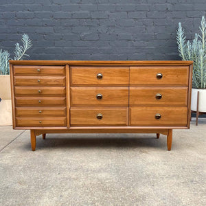 Mid-Century Modern 9-Drawer Dresser, c.1960’s