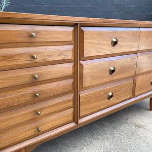 Mid-Century Modern 9-Drawer Dresser, c.1960’s