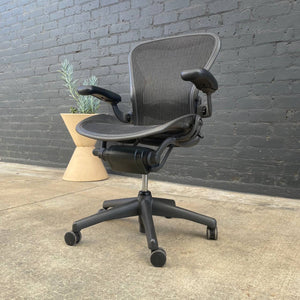 Vintage Aeron Ergonomic Swivel Office Chair by Herman Miller