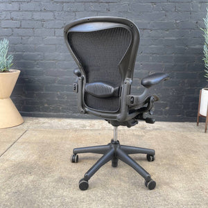 Vintage Aeron Ergonomic Swivel Office Chair by Herman Miller