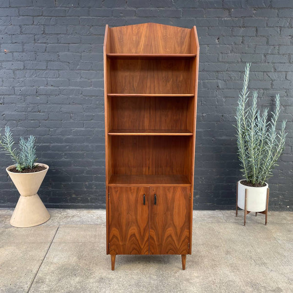 Mid-Century Modern Walnut Bookcase Shelf, c.1960’s