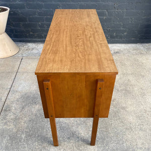 Vintage Mid-Century Modern Desk, c.1960’s