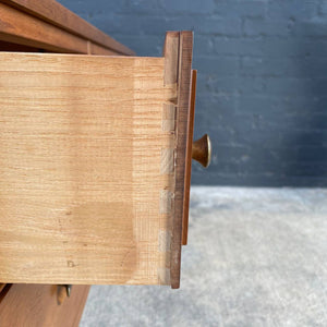 Vintage Mid-Century Modern Desk, c.1960’s