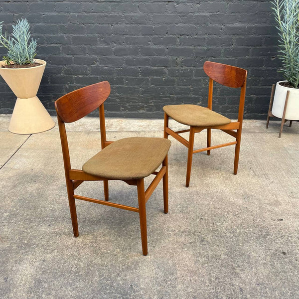 Set of 4 Mid-Century Modern Sculpted Teak Dining Chairs, c.1960’s