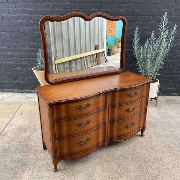 Vintage Mahogany Dresser by Drew Furniture