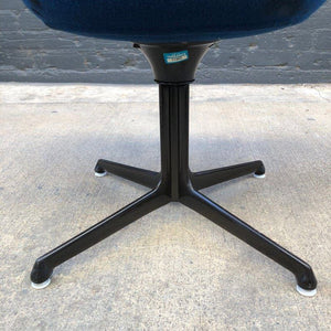Original Vintage Herman Miller Swivel Lounge Chairs