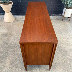 Mid-Century Modern Walnut Dresser by Hooker Furniture, c.1960’s