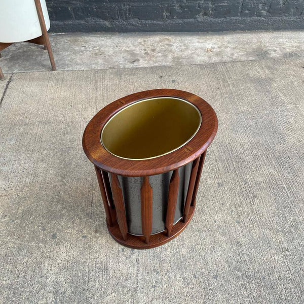 Vintage Mid-Century Modern Trash Can Bin, c.1960’s