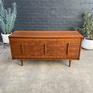 Mid-Century Modern Walnut 9-Drawer Dresser, c.1960’s