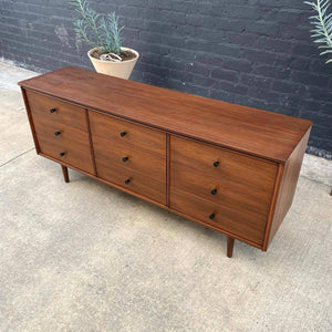 Mid-Century Modern Walnut Dresser by Bassett Furniture, c.1960’s