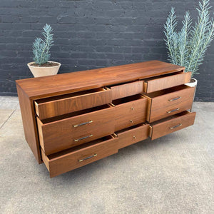Mid-Century Modern Walnut 9-Drawer Dresser, c.1960’s