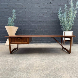 Mid-Century Modern Walnut Double Sided Coffee Table by Lane Furniture, c.1960’s