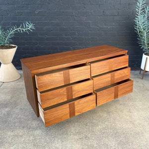 Mid-Century Modern Walnut 9-Drawer Dresser, c.1960’s