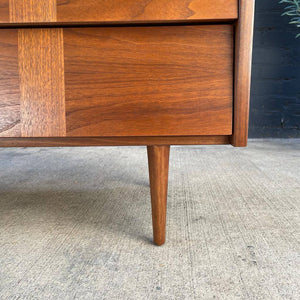 Mid-Century Modern Walnut 9-Drawer Dresser, c.1960’s