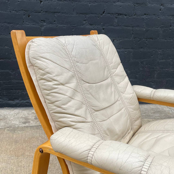 Vintage Mid-Century Modern Cream Leather & Bent Wood Lounge Chair, c.1970’s