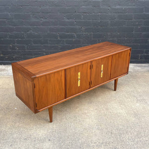 Mid-Century Modern Walnut Credenza by Brown Saltman, c.1960’s