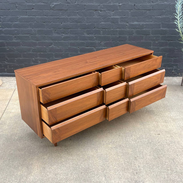 Mid-Century Modern Walnut 9-Drawer Dresser, c.1960’s
