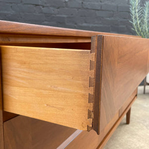 Mid-Century Modern Walnut 9-Drawer Dresser, c.1960’s