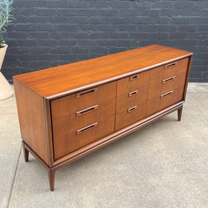 Mid-Century Modern Walnut 9-Drawer Dresser, c.1960’s