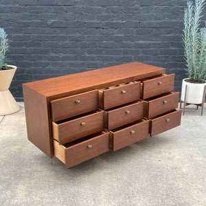 Mid-Century Modern Walnut 9-Drawer Dresser by American of Martinsville, c.1960’s