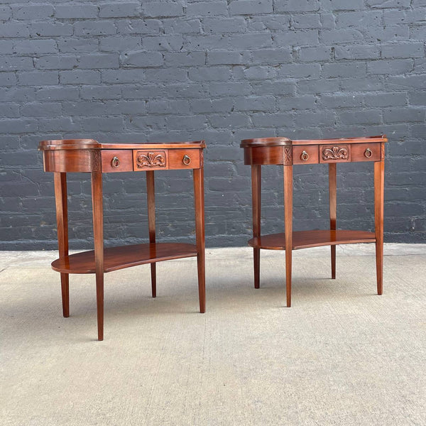 Pair of American Antique Federal Style Mahogany End Tables Nightstands, c.1950’s