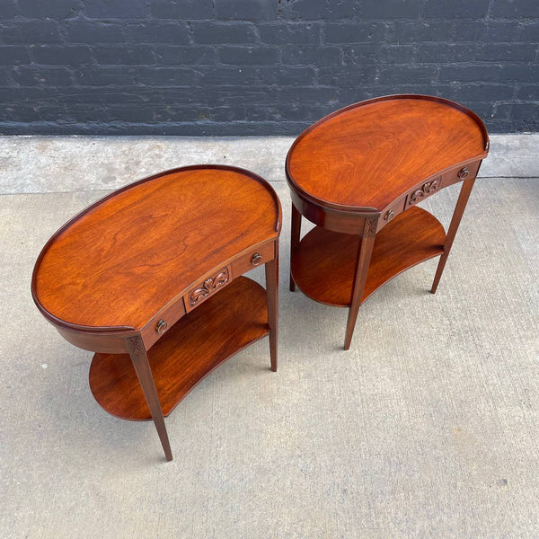 Pair of American Antique Federal Style Mahogany End Tables Nightstands, c.1950’s