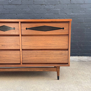 Mid-Century Modern Walnut 9-Drawer Dresser, c.1960’s