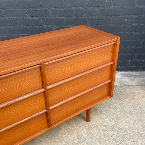 Vintage Mid-Century Danish Modern Teak 9-Drawer Dresser, c.1960’s