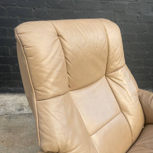 Ekornes Stressless Leather Reclining Chair with Ottoman