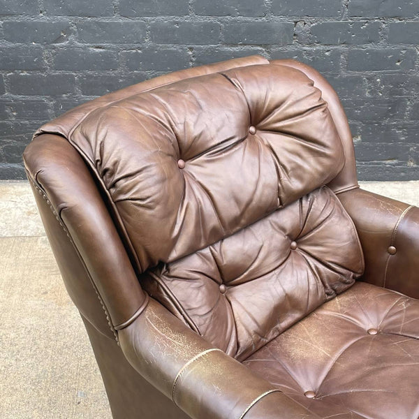 Vintage Oversize Brown Tufted Leather Lounge Chair