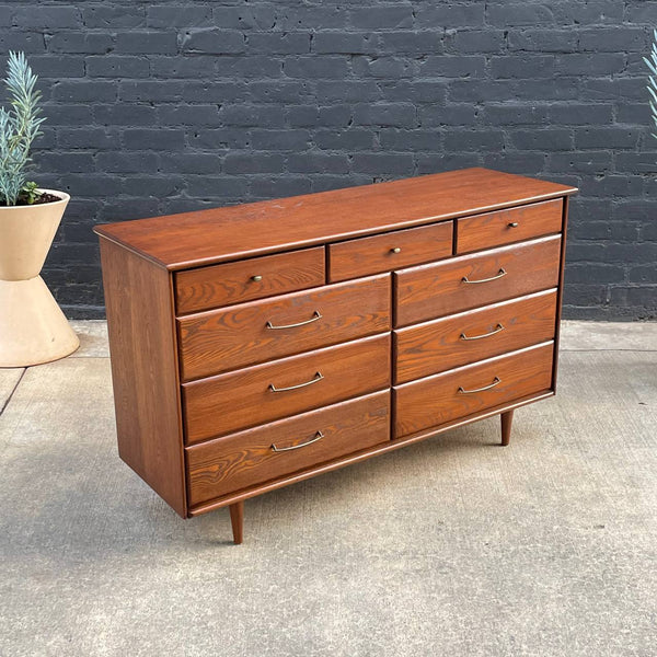 Vintage Mid-Century Modern 9-Drawer Dresser, c.1960’s