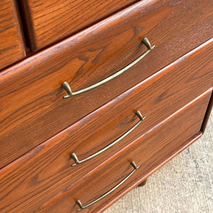 Vintage Mid-Century Modern 9-Drawer Dresser, c.1960’s