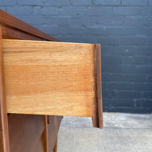 Mid-Century Modern Walnut 9-Drawer Dresser, c.1960’s