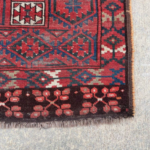Vintage Oriental Persian Wool Rug Carpet