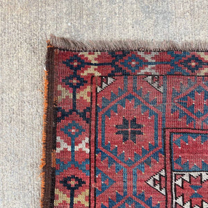 Vintage Oriental Persian Wool Rug Carpet