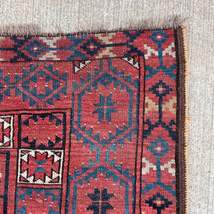 Vintage Oriental Persian Wool Rug Carpet