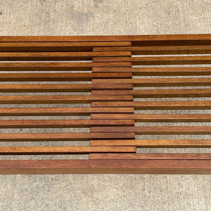 Mid-Century Modern Sculpted Walnut Expanding Slatted Bench, c.1960’s