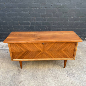 Vintage Retro Mid-Century Modern Trunk Chest by Lane, c.1960’s