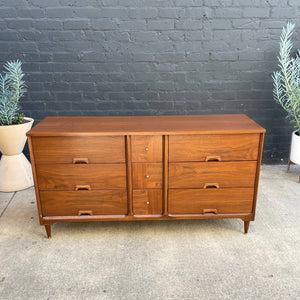 Vintage Mid-Century Modern Walnut Dresser by Morris of CA, c.1960’s