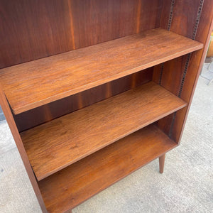 Vintage Mid-Century Modern Walnut Display Bookcase Shelf, c.1960’s