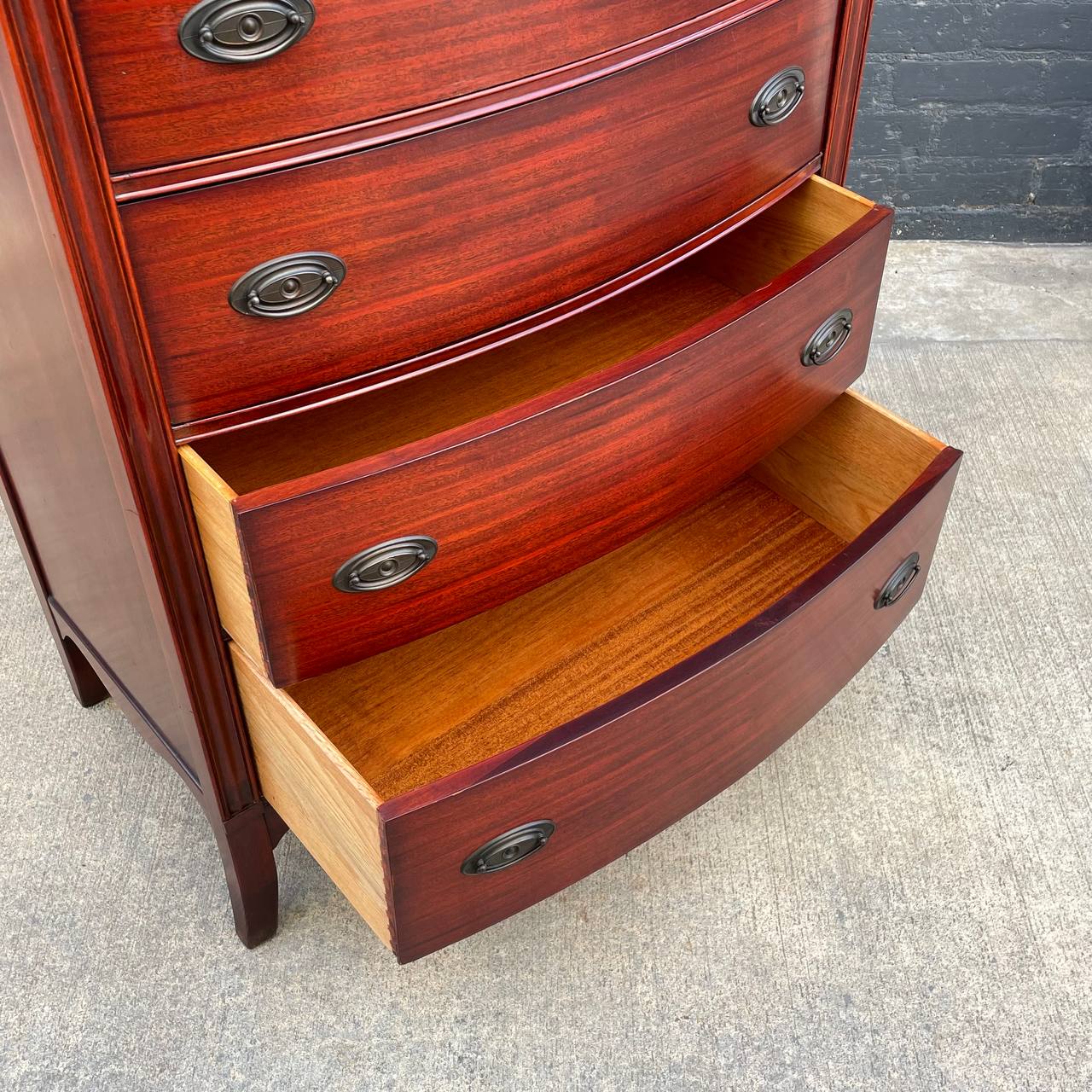 Antique Federal Style Mahogany Chest of Drawers Dresser, c.1960's – Vintage Supply